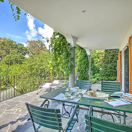 Honeymoon Retreat 1 - Happy *