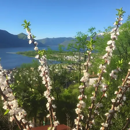 Locarno Area: Quiet View Escape - Happy Apartamento *