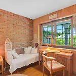 דירה Locarno Area: Quiet Lake View Escape - Happy Rentals *